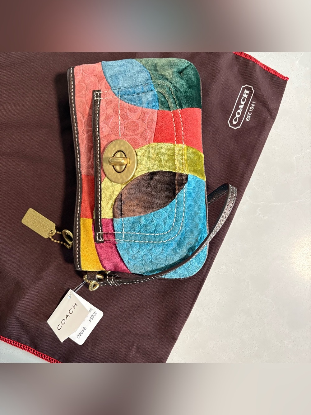 Y2K VTG Coach Velvet Suede Patchwork Clutch | Hammered Hardware | 40854 - Picture 5 of 16